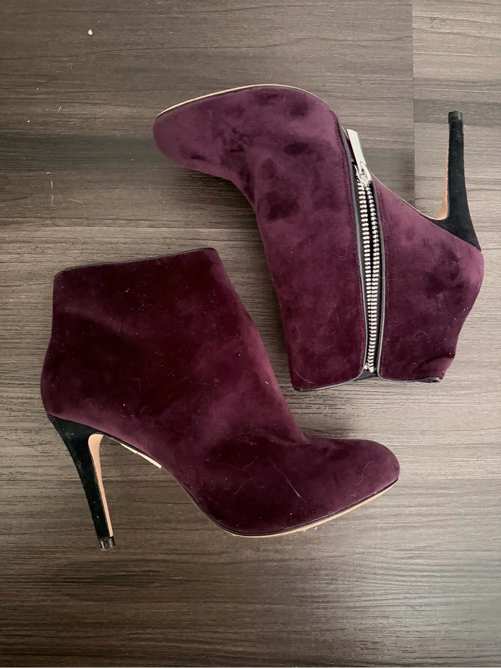 Vero Cuoio Plum Suede Ankle Booties with Side Zip